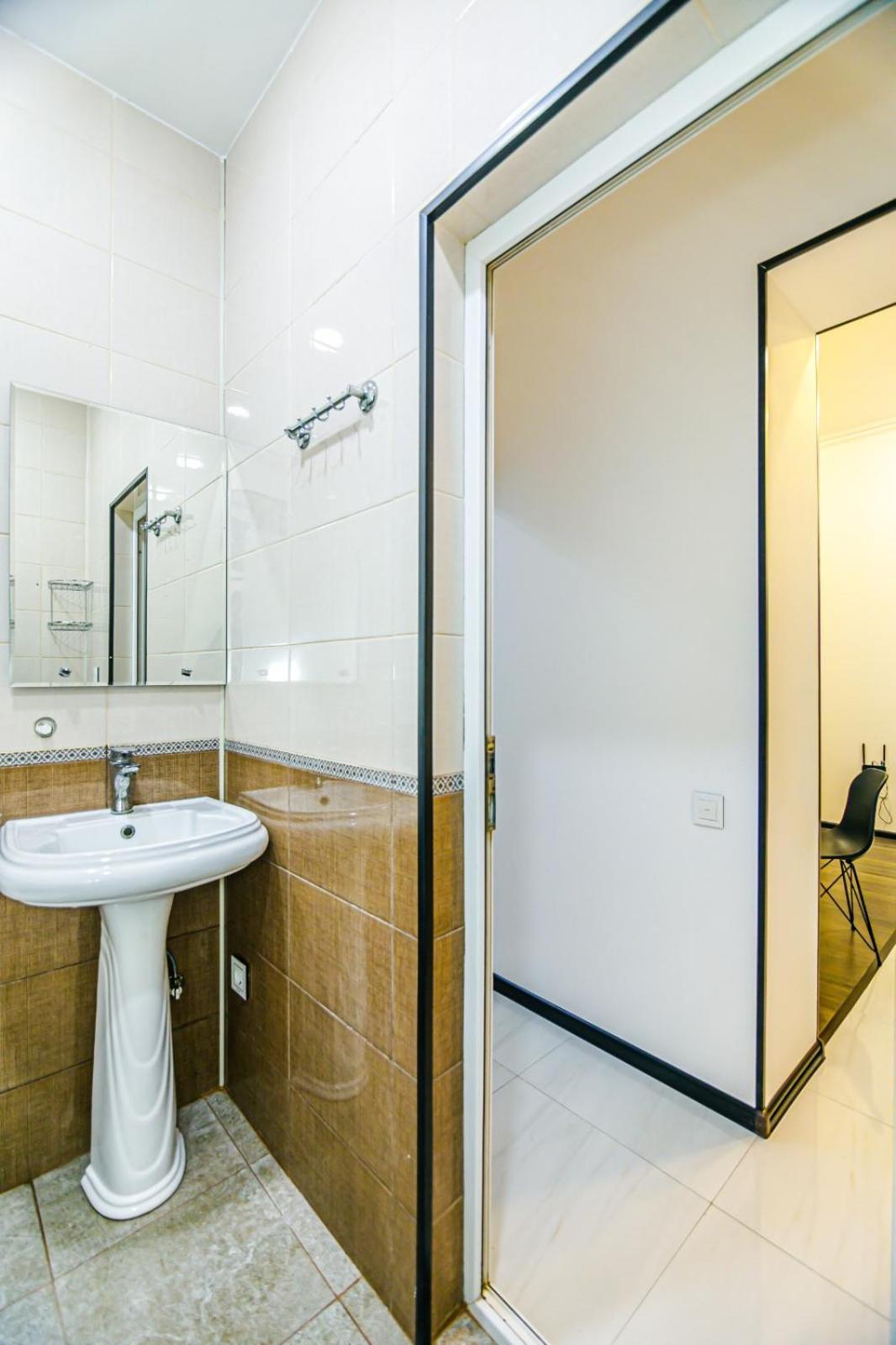 M Estate. 2 Room Home In Targovu Баку Екстер'єр фото